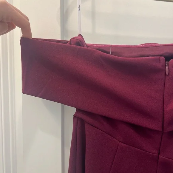 NWT Lulus Off-Shoulder Burgundy Jumpsuit - Picture 4 of 5